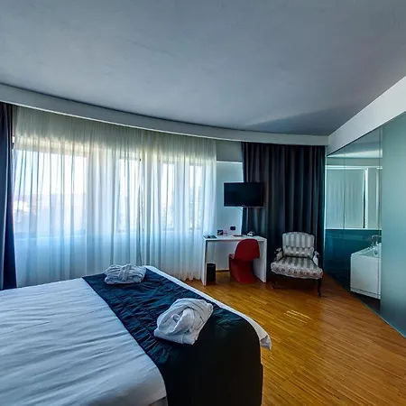 Hotel Sarroglia