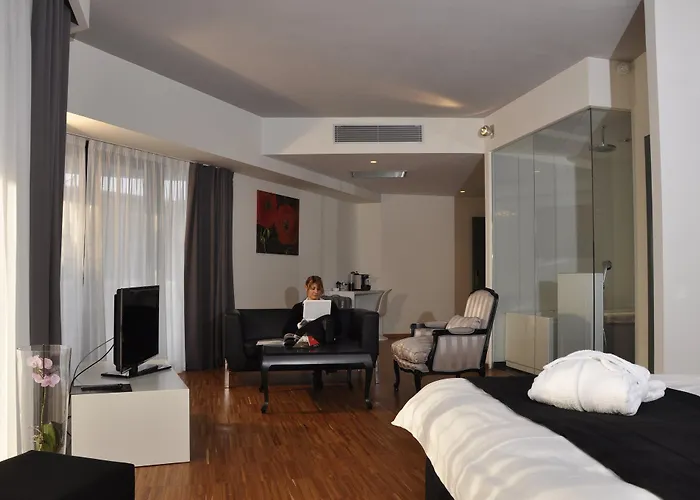 Sarroglia Hotel 4*