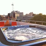 Sarroglia 4* Bucharest