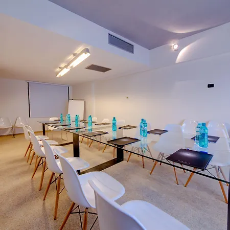 Hotel Sarroglia 4*
