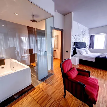 Sarroglia Hotel 4*