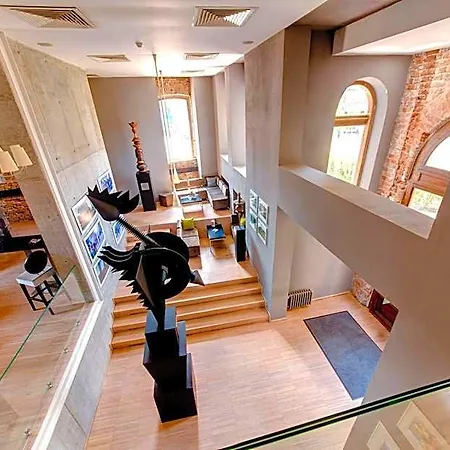Hotel Sarroglia