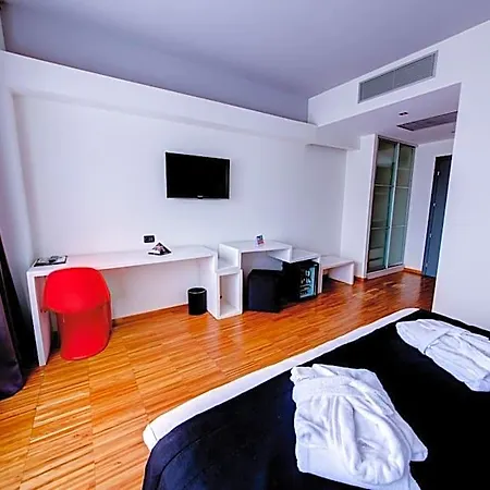 Sarroglia Hotel