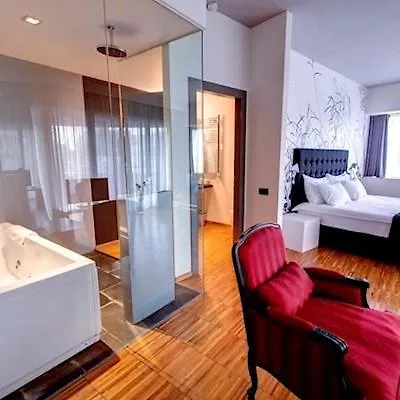Sarroglia Hotel